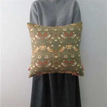 【クッションカバー45×45cm】ベストオブモリス いちご泥棒ベージュ MR-4545I-BE【1417790】