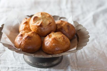 京小麦の塩バターパン 9個セット / パン ぱん 塩バターパン 京小麦 卵 福知山産 塩 釜炊き 食事 おやつ 9個セット 京都府 福知山市 FCAM011