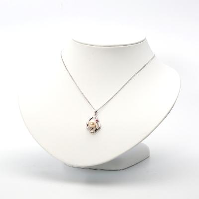 ふるさと納税 長崎市 あこや真珠(8-8.5mm珠)ルビー入りデザインペンダントB/シルバー |  | 02