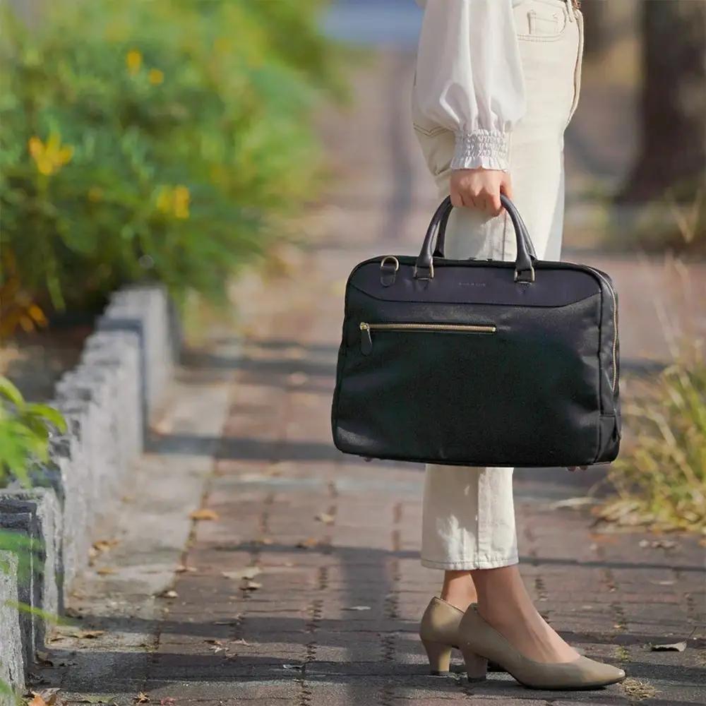 ブリーフケース＜ネイビーキャメル＞　【12203-0405-2】