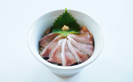 No.222 赤酢のすし酢　あぐいのあかすしす　500ml　2本セット ／ 酢 酒かす酢 コクのある甘 さ やさしい 酸味 まろやか 旨味 すし飯 酢の物 南蛮漬け 愛知県