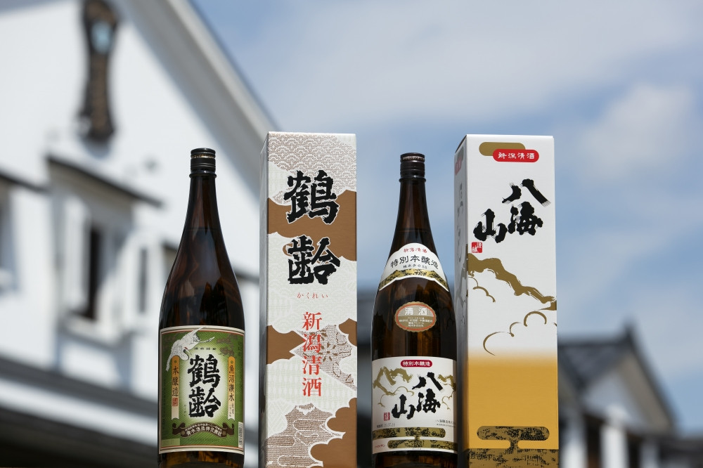 
越後の名酒「鶴齢」「八海山」本醸造飲み比べセット（各1800ml）
