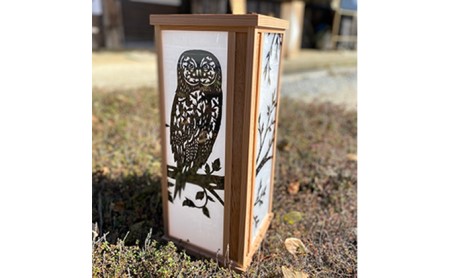 切り絵のあんどん フクロウ 笹木木工×早川鉄兵 電源コード付き 行燈 切り絵 あんどん 照明 ライト スタンドライト おしゃれ かわいい インテリア 家具 日用品 生活雑貨 工芸品 民芸品 伝統工芸品