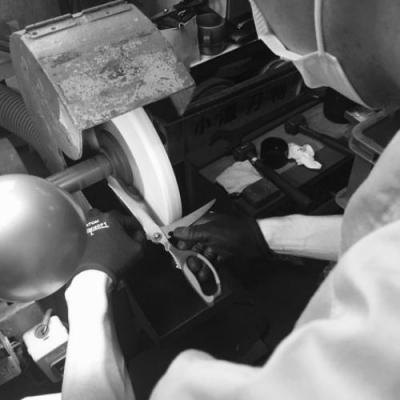 ふるさと納税 関市 革切りはさみ H5-71 |  | 03