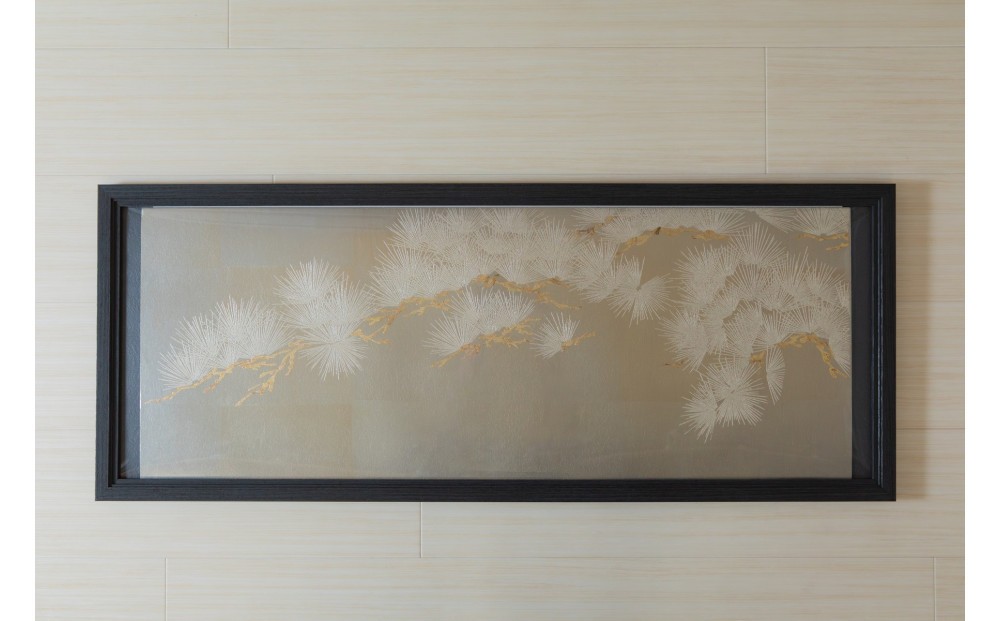 
                  和モダン　松　壁掛け
                