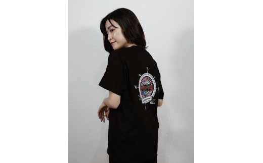 
0014‐74‐03　富士宮市 マンホールＴシャツ バックプリント（黒）
