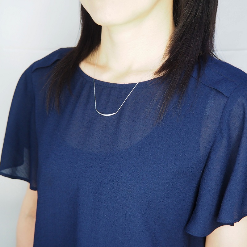 PT900/PT850 0.10ct三日月ダイヤモンドペンダント　HH018635