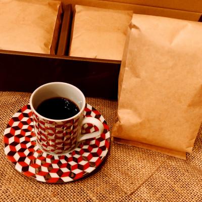 ふるさと納税 府中市 【自家焙煎珈琲工房　南方郵便機】フレンチロースト コーヒー豆3種セット【※こちらは豆のセットです】