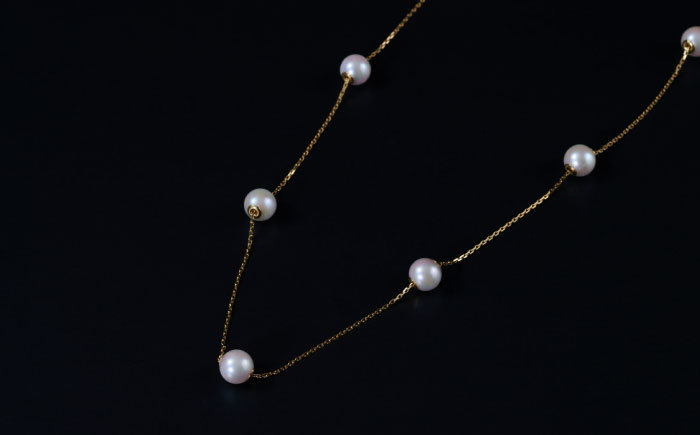 【選べる！】【パールポジションを楽しめる♪】約6.5-7.0mm アコヤ真珠ロングステーションネックレス（ イエローゴールドorプラチナ ）/ 佐賀県 [41AAAA017]