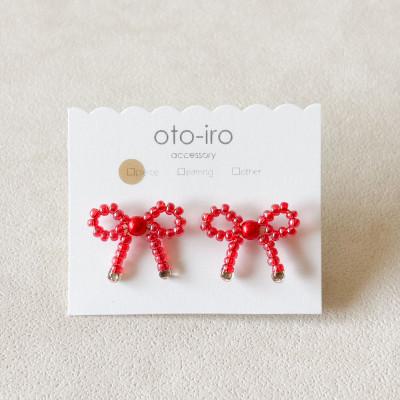 ふるさと納税 長岡京市 きゅっと結んだ小さなビーズリボンのピアス【mini ribbon/きらめきレッド】 | 