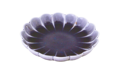 【瀬戸焼】削ぎ菊型取皿 貫入ムラサキ 2枚セット 【ヤマハツクリタ株式会社】 / 食器 和食器 丸皿 / 瀬戸市[BBDV010]