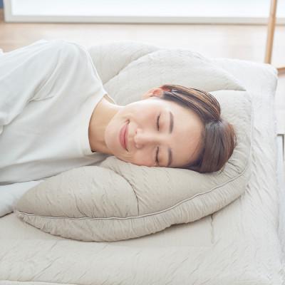 ふるさと納税 高崎市 【グレージュxミルクティー】とろけるクロワッサン枕(柔らかさ気持ちよさを追求した枕) |  | 02