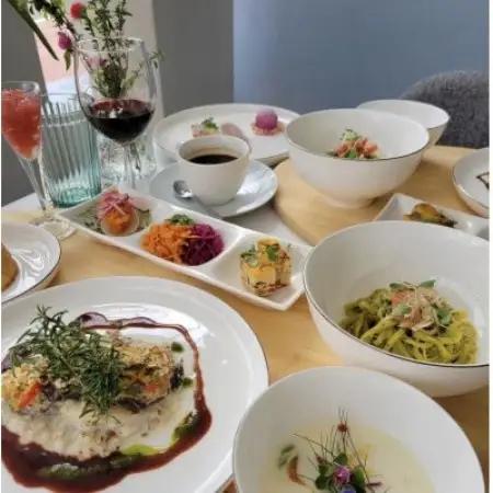 【京都府大山崎町　レストラン タガミ】お食事券 2000円分×4枚 家族や友人、記念日などにおすすめ【1756835】