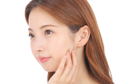 真珠 ピアス 4.0～4.5ミリ K18 アクセサリー パール アコヤ真珠 伊勢 志摩 伊勢志摩 英虞湾 冠婚葬祭 慶事 弔事 結婚式 入学式 卒業式 ギフト フォーマル カジュアル 誕生石 記念日 