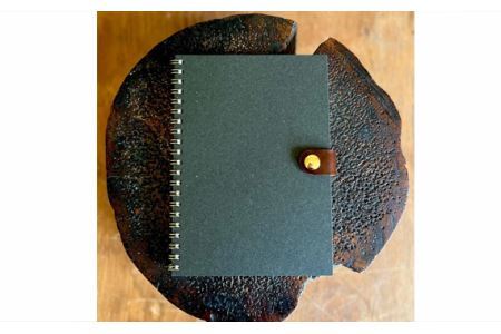 No.002 「テトカ　チャコールグレー」内田平和堂のスケジュール帳