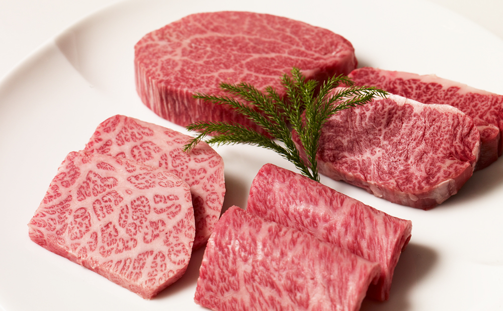 【渋谷区ふるさと納税限定】焼肉チャンピオン コースペアお食事券（1ドリンク付き）
