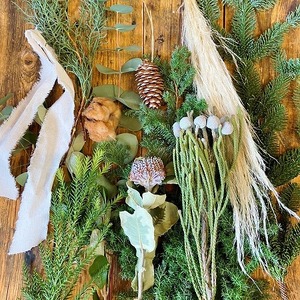 Xmas 自分で作る スワッグ 【白】新潟 阿賀 たけむら生花店  キット｜季節 おまかせ インテリアグリーン ドライフラワー 花   贈り物  花束 ギフト 送料無料 プリザ クリスマス プレゼント