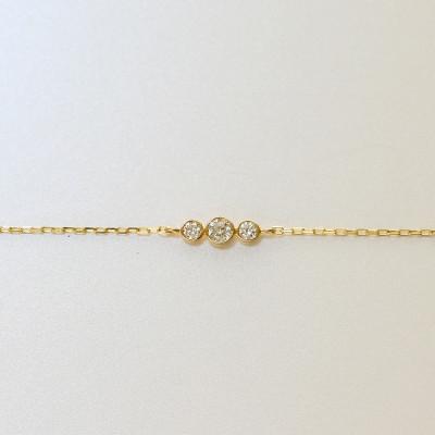 ふるさと納税 大津市 【K18イエローゴールド ラボダイヤモンドブレスレット】0.063ct 上品な3粒デザインが美しい