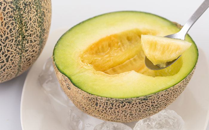 【2025年6月中旬以降順次発送】【数量限定】 壱岐産 アムスメロン 4～5玉 《壱岐市》【壱岐市農業協同組合】[JBO017] メロン 青肉 フルーツ 果物 先行予約 季節限定 23000 2300