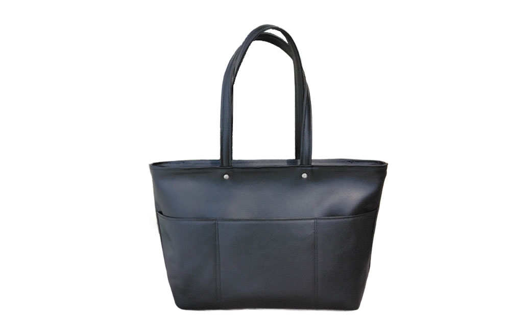 
                  男女兼用通勤トートバッグ （ ブラック ・ スムース ）  バッグ 男女兼用 ファッション オシャレ トートバッグ bag 牛革 国産 兵庫県産 通勤用
                