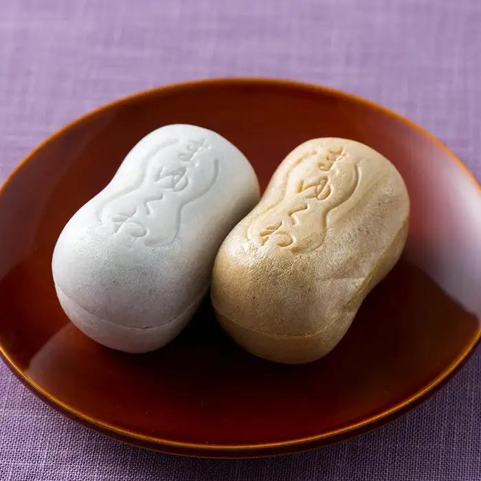 桑の実(どどめ)と桑の葉もなか まゆくわ最中 計10個入(桑の葉餡×6個、桑の実餡×4個) 銘菓 モナカ 最中 もなか まゆ菓優 田島屋 桑の実 桑の葉 桑 ご当地 お菓子 和菓子 お茶菓子 食品 F