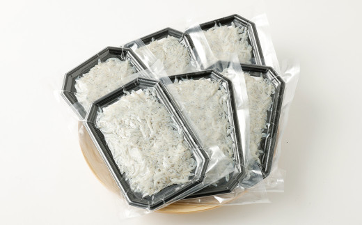 大阪湾産漁師が直送 釜揚げしらす 約80g×6個 計約480g 自宅で 釜揚げ丼 が楽しめる シラス 白子 シラス丼
