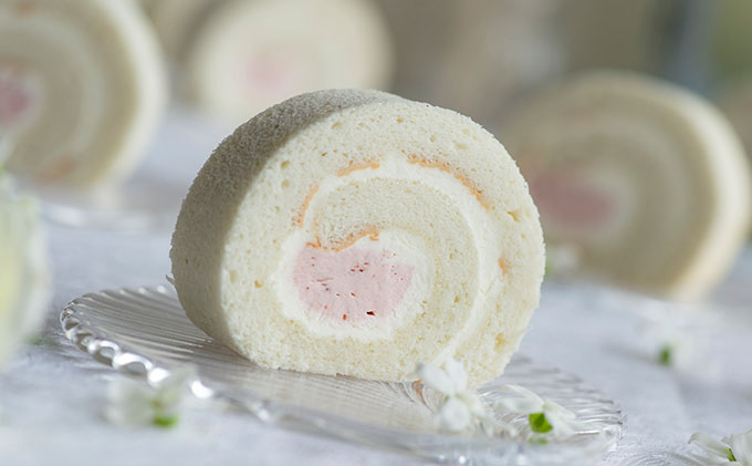 ロールケーキ 1本 ストロベリー 期間限定 冷凍 ケーキ 藤枝ロール オーガニック 和紅茶 使用 洋菓子 スイーツ お菓子 おしゃれ 贈答 贈り物 贈り物 ホテル オーレ 静岡県 藤枝市
