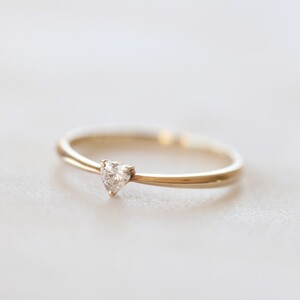 K10YGハートシェイプカットダイヤモンドリング H-7