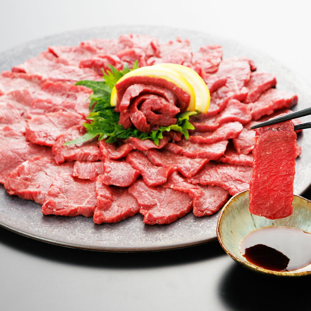 【ふるさと納税】【桜屋】上赤身馬刺し 500g 専用醤油付き：150ml×1本 馬肉 お肉 馬刺 赤身 しょうゆ 冷凍 熊本県 熊本市 送料無料