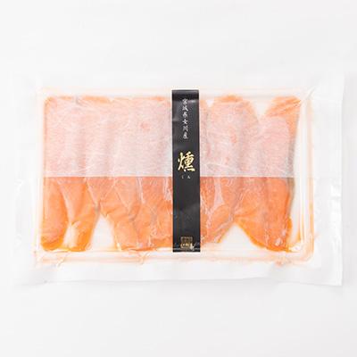 ふるさと納税 女川町 女川産養殖銀鮭とさんま加工品セット　スモーク銀鮭 さんますり身 糠漬け |  | 01