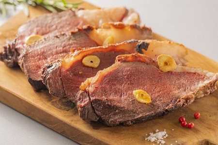 鶴居村  鹿肉 エゾシカ 背ロース肉ブロック　400g×1パック ( ベニソン エゾシカ  エゾシカ肉 背ローズ肉 シカ肉 エゾ鹿 無添加 人気 プレゼント 贈り物 お歳暮 高品質 冷凍 真空 未楽来
