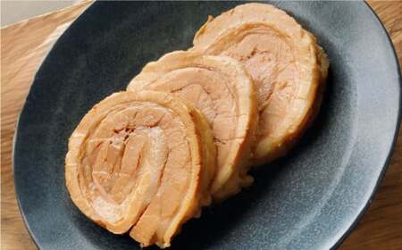 らぁ麺 IZANOW チャーシュー ブロック 約650g （ 冷凍 ） 真空パック ラーメン 具材 具 豚肉 肉 お肉 豚バラ 豚バラ肉 焼豚 焼き豚 つまみ おかず 惣菜 レンジ