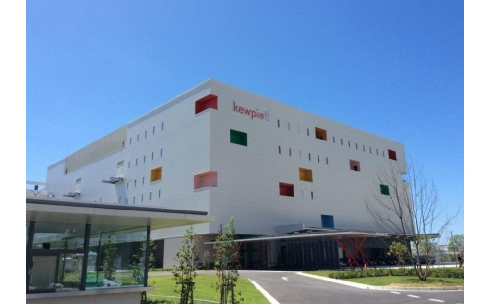 キューピー深煎りごまドレッシング 380ml x 3本＆シーザーサラダドレッシング 380ml x 3本