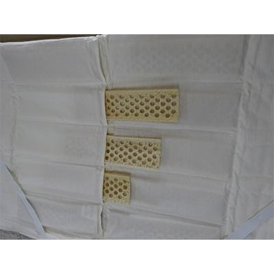 ふるさと納税 近江八幡市 涼しいラファス32枚入り敷パッド・近江本麻綿キルト生地タイプ |  | 02