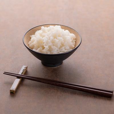 ふるさと納税 弥彦村 【伊彌彦米とパックごはんセット】精米5kg×1袋 パックごはん2パック ブランド米 新潟県 弥彦村 |  | 03