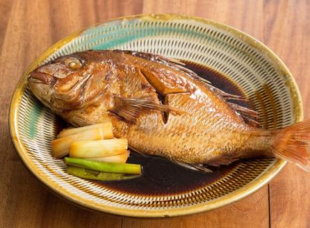 『日向灘の海の幸』天然真鯛（活き締め）【鮮魚 さかな 刺身 煮つけ 九州 宮崎 川南町 新鮮 魚 魚介類】