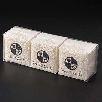 ふるさと納税 茨城県 令和6年産 茨城県産 常陸牛農家が育てたコシヒカリ 精米 無洗米 個包装300g(2合)×3袋 |  | 01