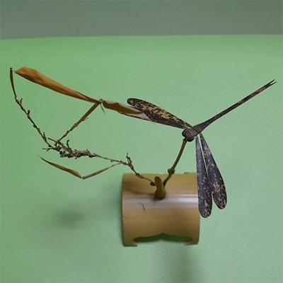 ふるさと納税 木津川市 【京都産竹使用】竹のバランストンボ1匹ver(中)リラックスインテリア!　竹ストロー5本付き |  | 01