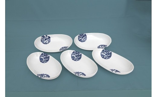 
                  S026-059-sku_天草 高浜焼 楕円カレー皿 1枚セット
                