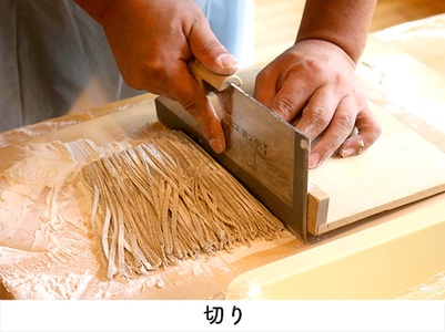 西原”おかぁ”のそば打ち体験（2名様）