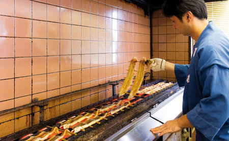 本焼あなご2～3串・丼タレ3個(紙箱) 串焼き 蒲焼 穴子 アナゴ 焼き穴子 穴子丼 あなご丼 新鮮 おつまみ おかず お取り寄せ 明石市 兵庫県