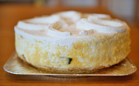 パンプキンケーキ 5号 1台 かぼちゃのケーキ 冷凍 ケーキのメルヘン 秋田県 老舗 誕生日 お祝い