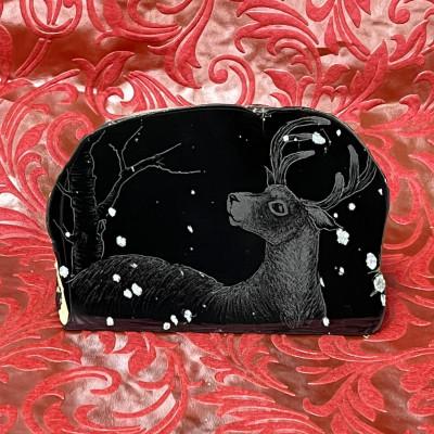 ふるさと納税 長和町 「黒耀石体験ミュージアム」オリジナル 手彫り彫刻の黒耀石の置物A シカ