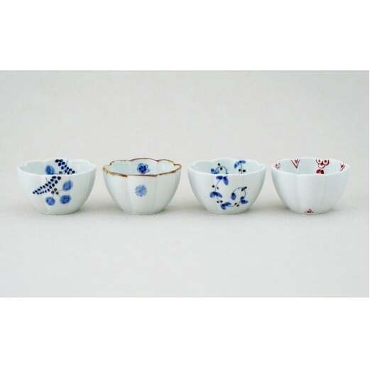 有田焼 花弁小鉢 Sサイズ 絵変わり 4点 セット【皓洋窯】食器 手描き うつわ 器 かわいい 花形 A30-630_イメージ3