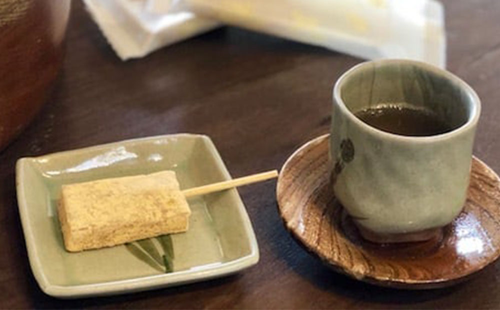 京きな粉と羽二重餅粉のやわらか求肥 びったれ餅 サービス箱5個入り 中津菓子かねい 和菓子 茶菓子 手作り お菓子 おやつ きな粉 きなこ餅 和スイーツ スイーツ 自宅用 大分県産 九州産 中津市