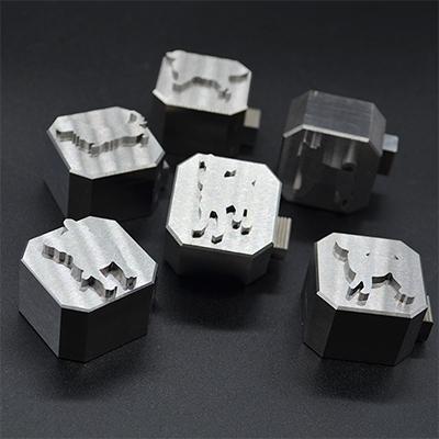 ふるさと納税 大月市 メタブン　(柴犬)