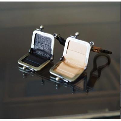 ふるさと納税 八幡市 がま口リングケース ペトローリオ 本革 手作りレザー指輪ケース カラビナストラップ付【受注生産 】 |  | 03