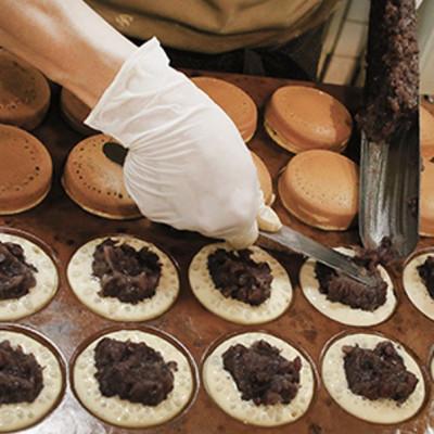 ふるさと納税 松山市 【松山老舗和菓子店】こいずみの大判焼[つぶあん][白あん]各4個入 |  | 01