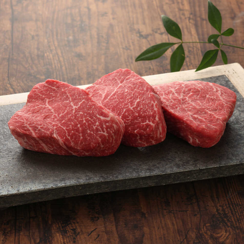 【ふるさと納税】【全6回定期便】【GI認証】くまもとあか牛 食べ比べ A リブロース ランプ 三角バラ ミスジ ステーキ 赤身モモブロック リブローススライス 和牛 熊本県 国産 牛肉 ステーキ 熊本 赤牛 あか牛 あかうし 熊本県産 合志市【有限会社 三協畜産】[AYCQ032]