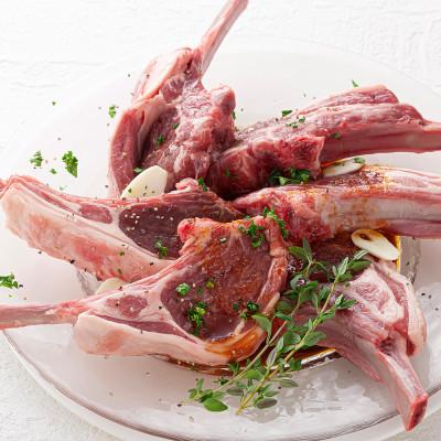 ふるさと納税 旭川市 生ラムジンギスカン500g、ラムチョップ骨付きロース肉500g、無添加タレ80g×2個_01596 |  | 02